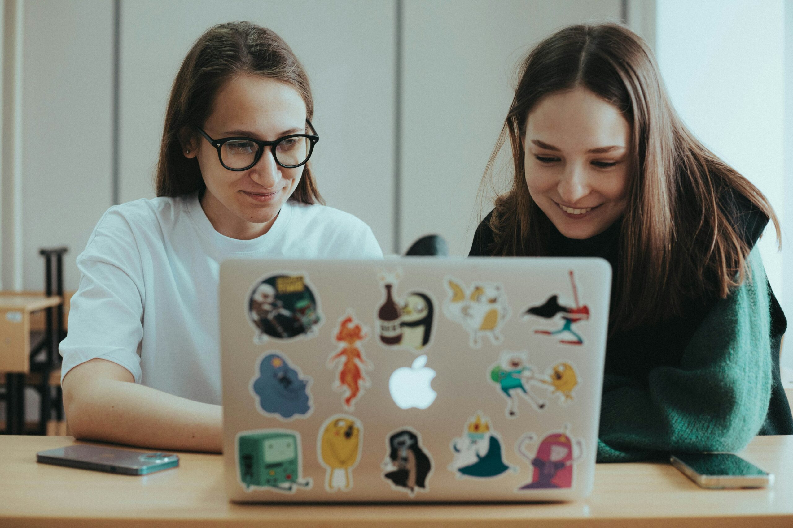 best business school in Paris